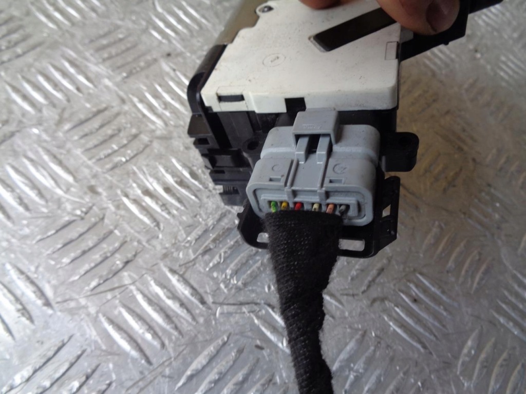 фото №8, Замок дверь левый перед citroen c4 grand picasso i 06- eur 6pin