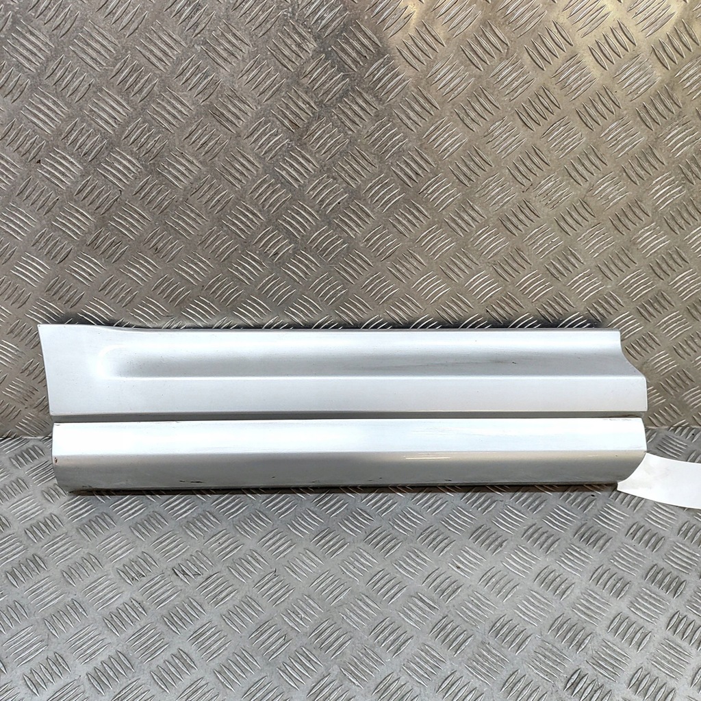 фото №1, Land rover range rover sport l494 2018 права сторона молдинг двері задніх