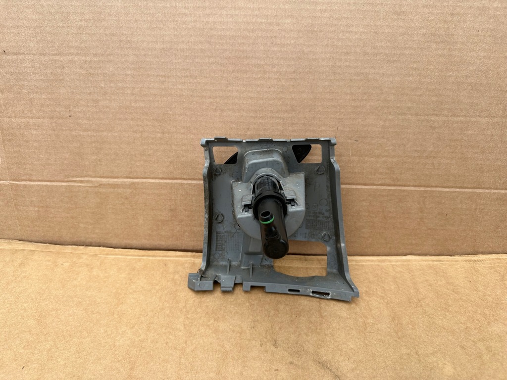 фото №8, Skoda octavia ii lift омивач фара правий заглушка 9462 1z0807056a