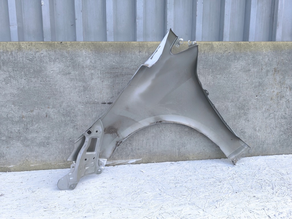 фото №7, Toyota corolla e21 hb kombi крила перед передній правий