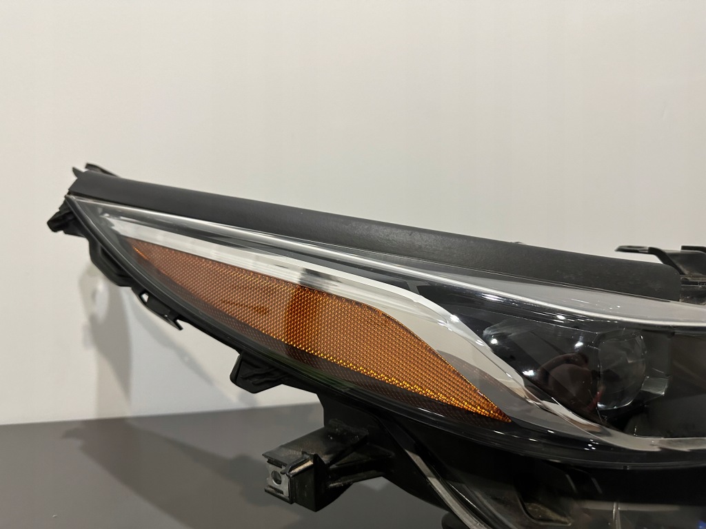 фото №3, Toyota prius prime лампа правая full led europa 2 модули
