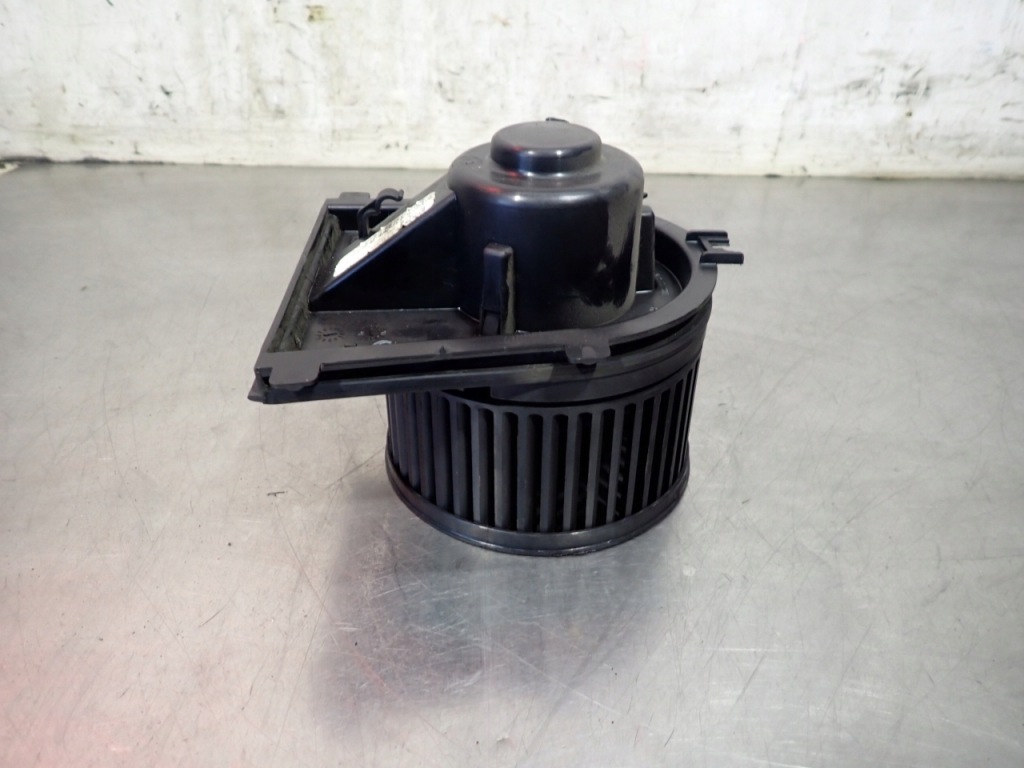 Купить Вентилятор обдув volkswagen golf iv