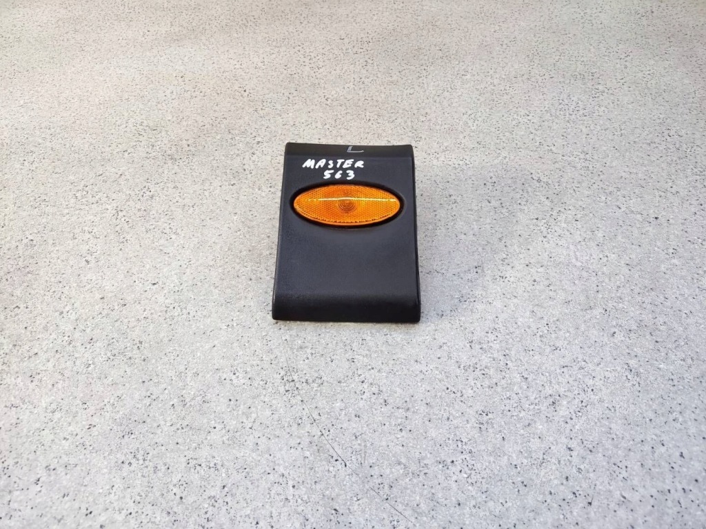 Купити Молдинг бокове  ліва лампа 768570130r renault master 3 3 рестайлінг