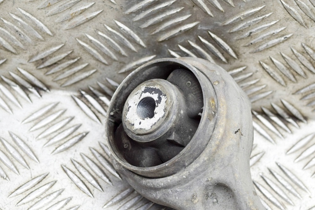 фото №5, Mercedes-benz e s213 220d 120kw передній правий нижній важіль a2053304403 2016