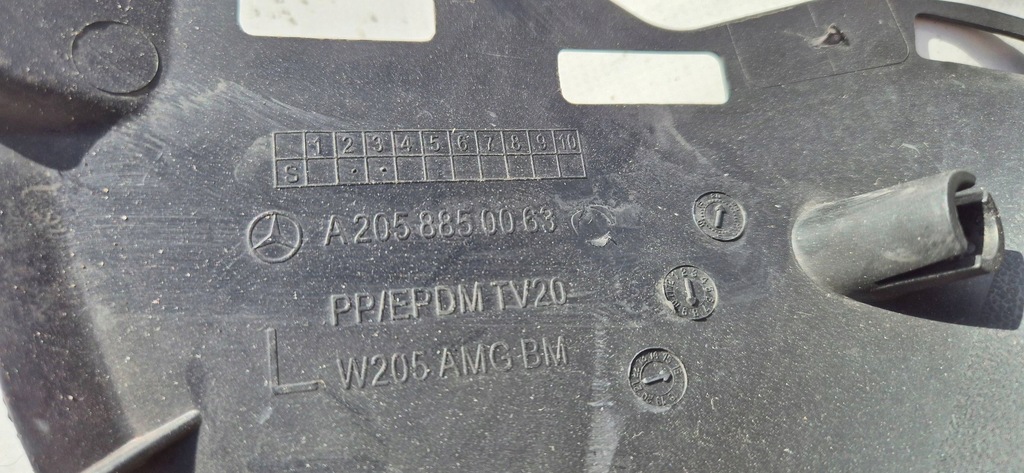 фото №6, Mercedes c-klasa w205 14- c63 amg впуск бампера левый перед org