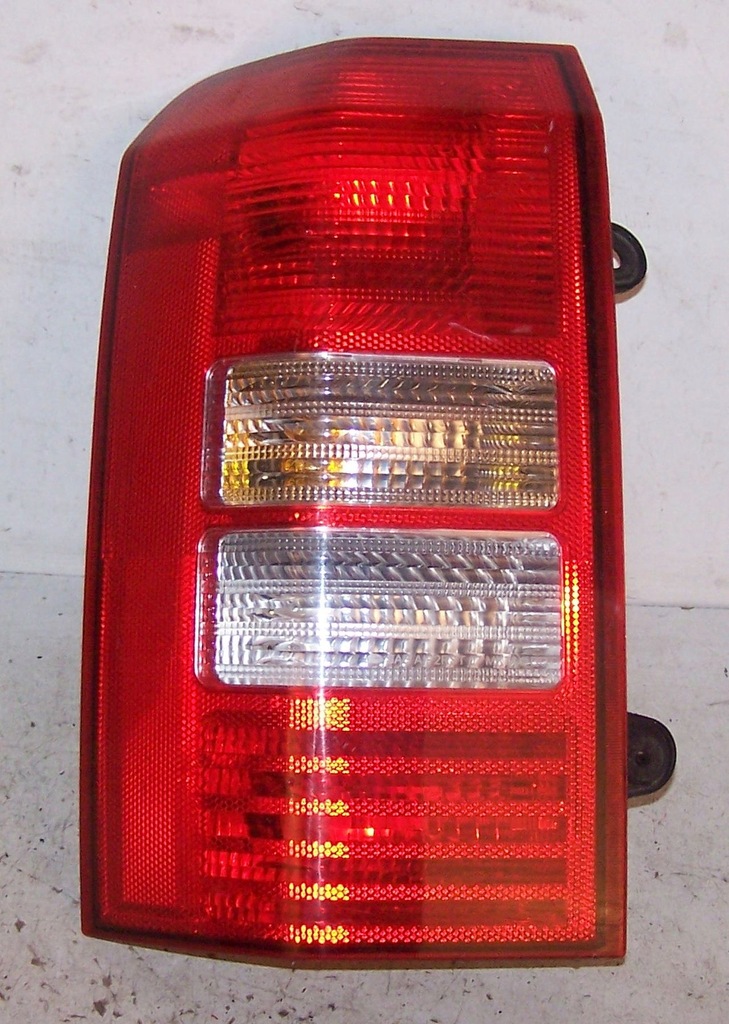 фото №1, Jeep patriot лампа задняя задняя левая