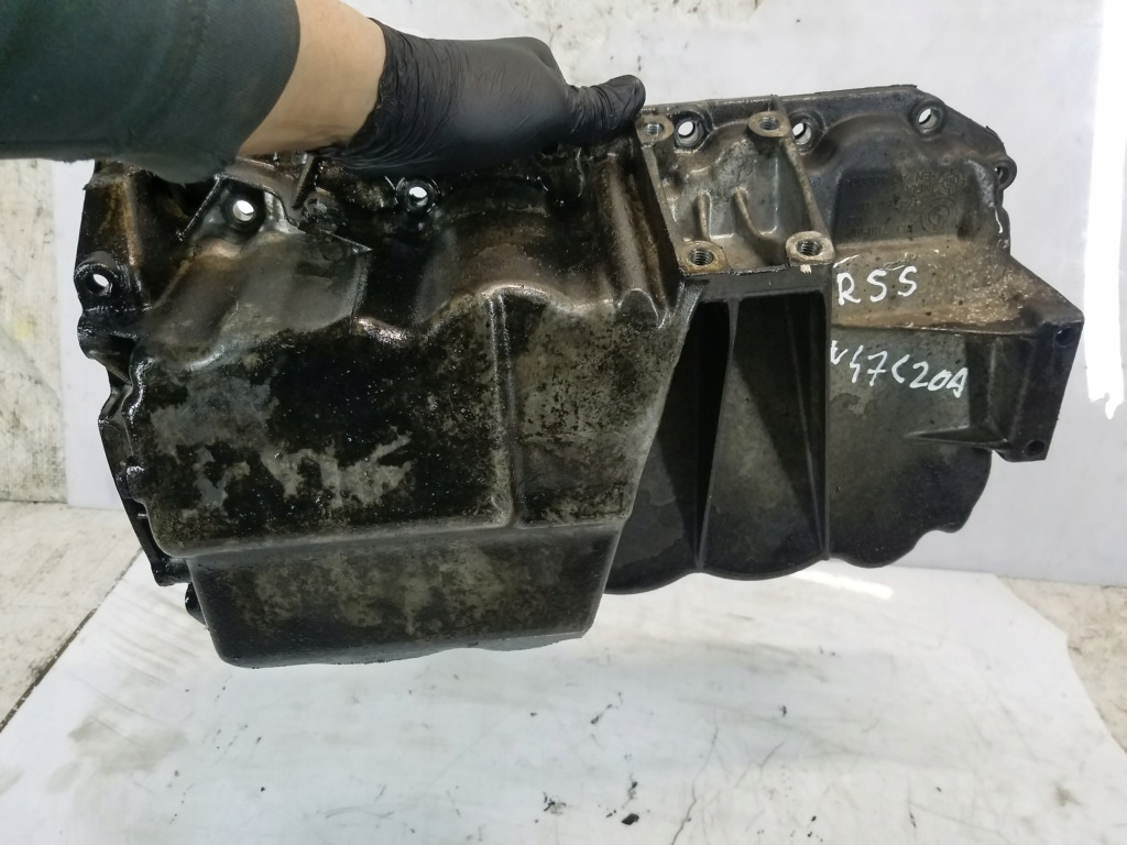 Піддон масляна n47c20a mini clubman r55 2.0 d 7811592 Доставка