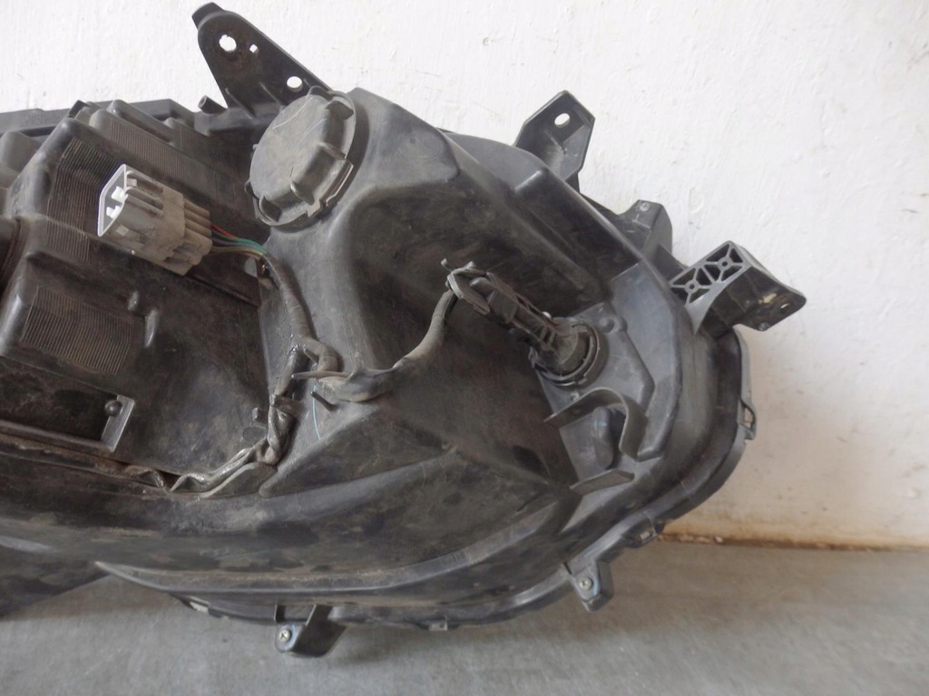 фото №10, Лампа левый перед mitsubishi l200 fullback ксенон