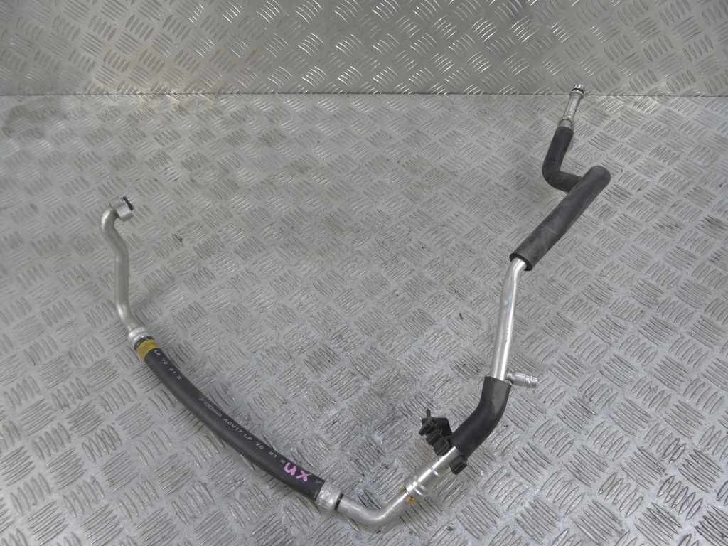 фото №1, Lexus ux шланг кондиционера гибрид