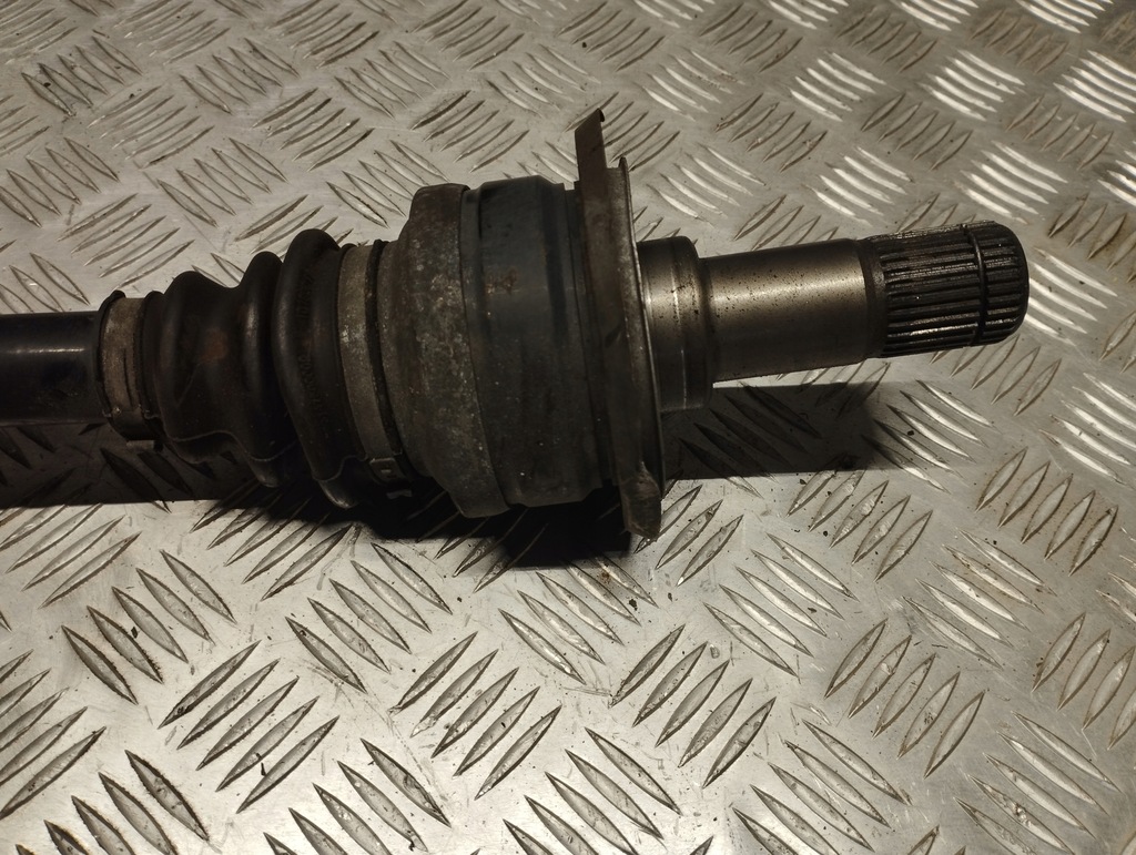 фото №10, Bmw f10 f11 привідний вал права задня 7581018