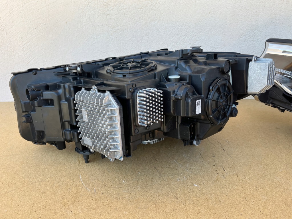 фото №10, Лампи лампа bmw 5 g30 led laser idealne 9879479-02 9879480-02