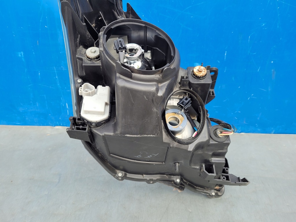 фото №9, Toyota avensis t27 09-11 2009-2011 фара лампа ліва