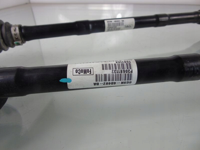 фото №5, Volvo xc60 2.4 d5 привідний вал задня задня 30681132 привідний вал