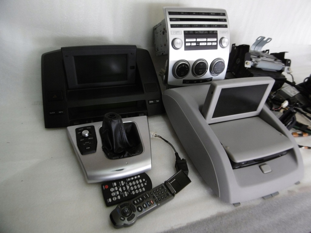 фото №10, Mazda 5 05/07r - навигация, dvd, камера, мониторы