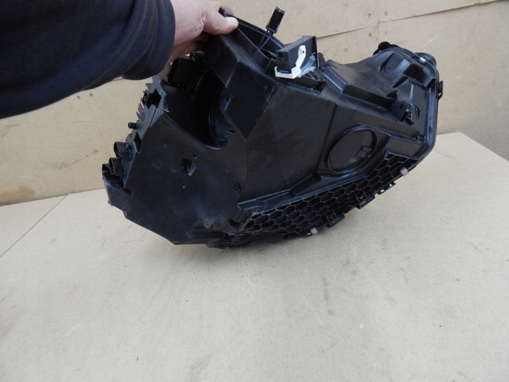 Лампа лівий перед ліва передня mercedes eqe w295 a2959069700 оригінал eu в Україні