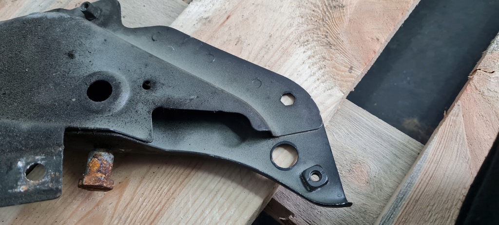 фото №10, S7 4g a7 носик крила правий лонжерон права lx7u a6 c7 4g s6