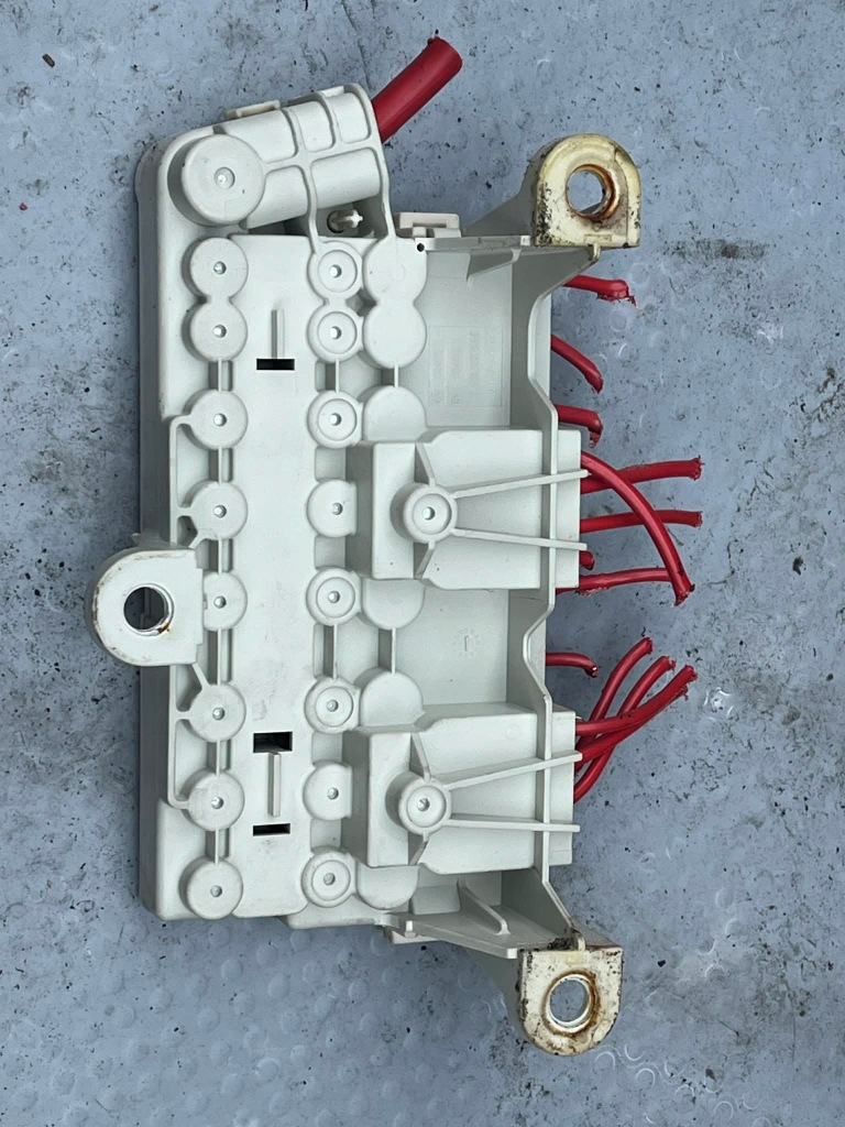Купить Bmw 5 e39 предохранитель 8387545