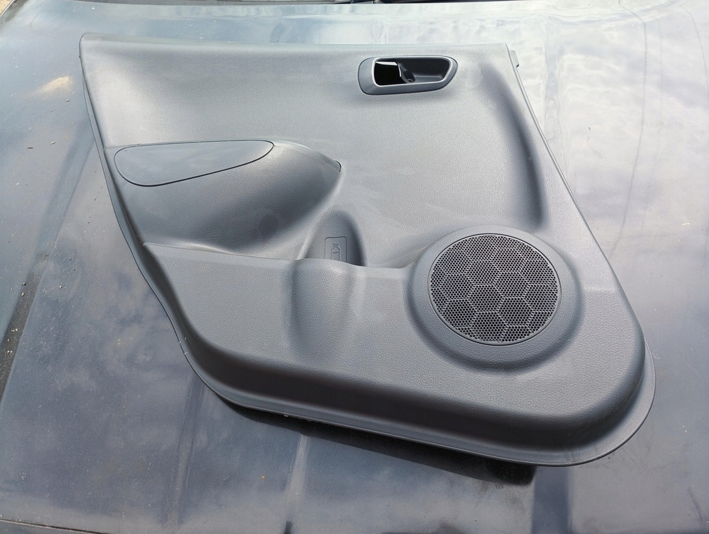 фото №1, Обшивка оббивка задніх лівих двері suzuki alto 2011 rok