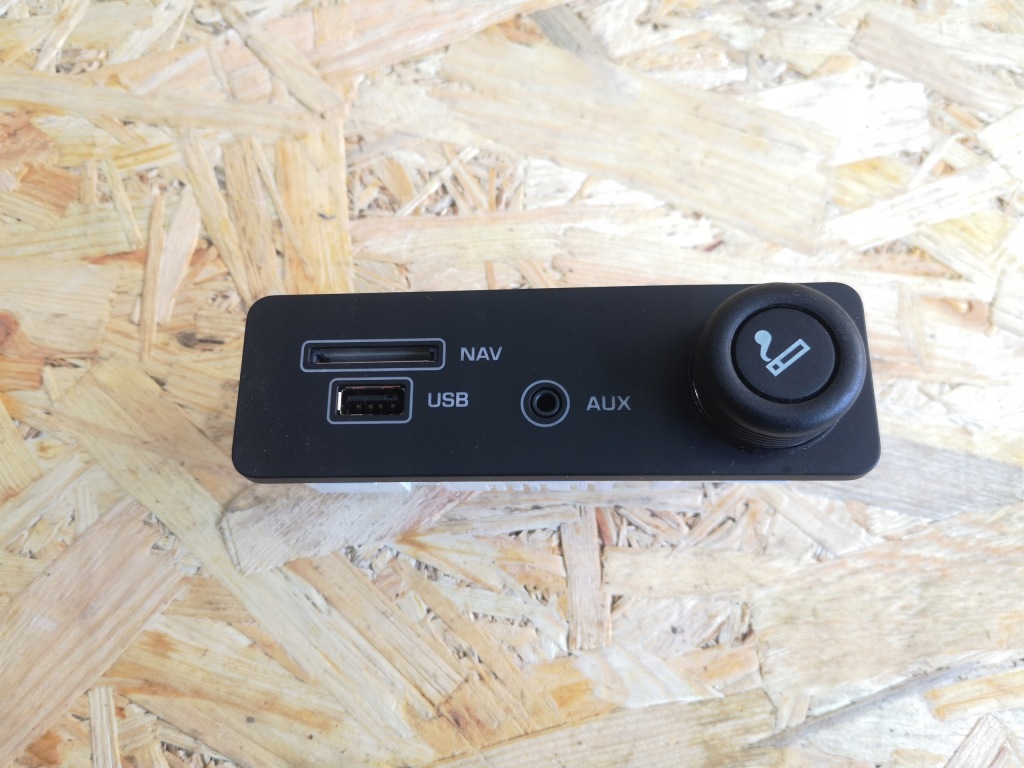 фото №1, Jaguar xe разъём usb прикуриватель fk72-19c166-bc