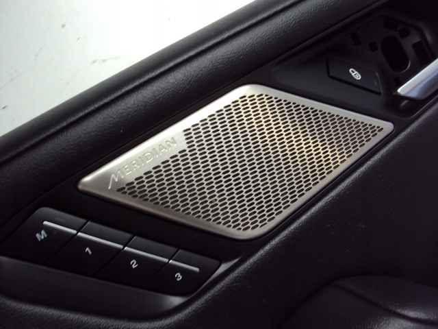 фото №4, Обивка дверь правый перед jaguar i-pace 2018-