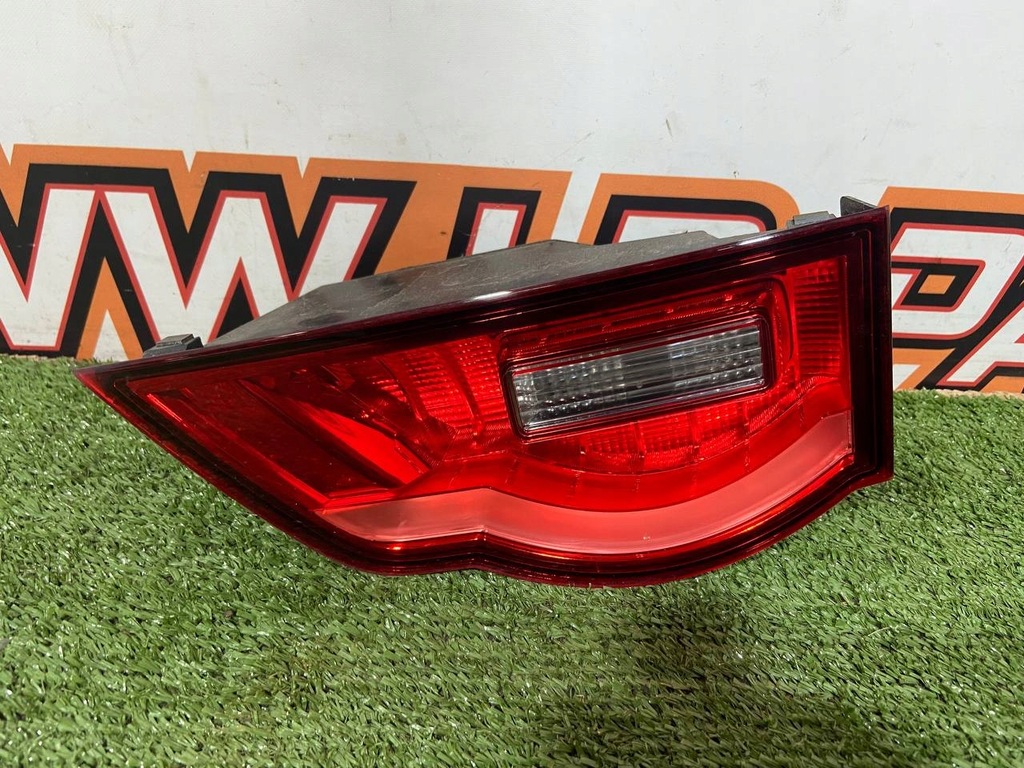 фото №8, Лампа кришки правий задня jaguar f-pace x761 hk83-15k272-aa