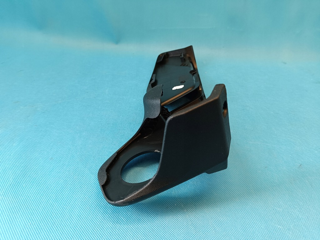 фото №8, Audi q3 f3 sportback 1.4tfsi e 24r защита корпус сиденье водителя 83a881325