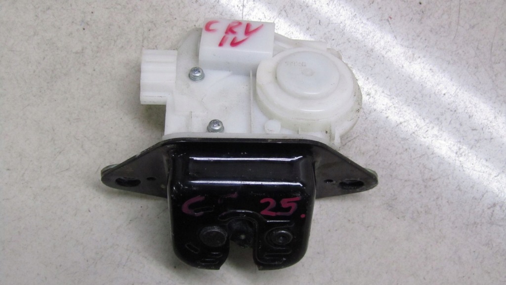 фото №1, Honda cr-v iv замок крышки багажника 12-15 25