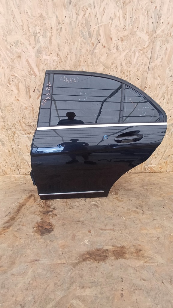 фото №1, Mercedes c-klasa w204 дверь левый задняя