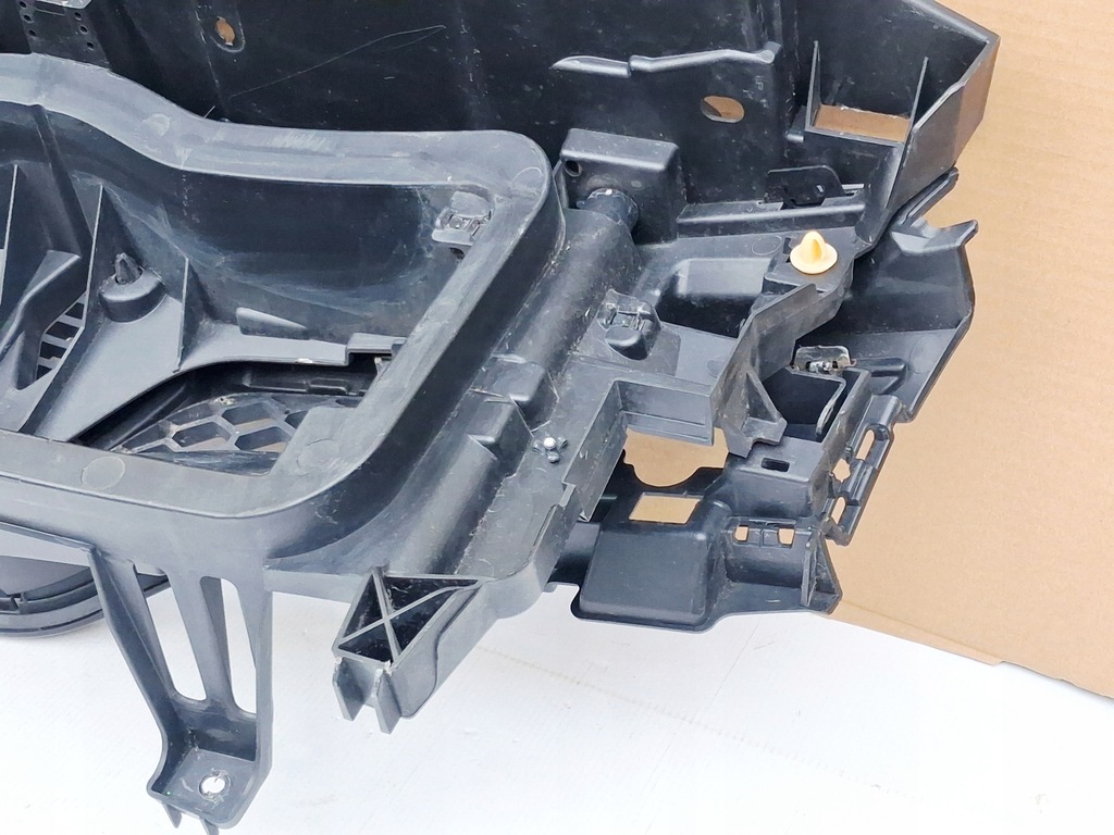 фото №14, Renault twingo iii 14r- pas перед решітка радіатора підсилювач bydgoszcz 620361142r