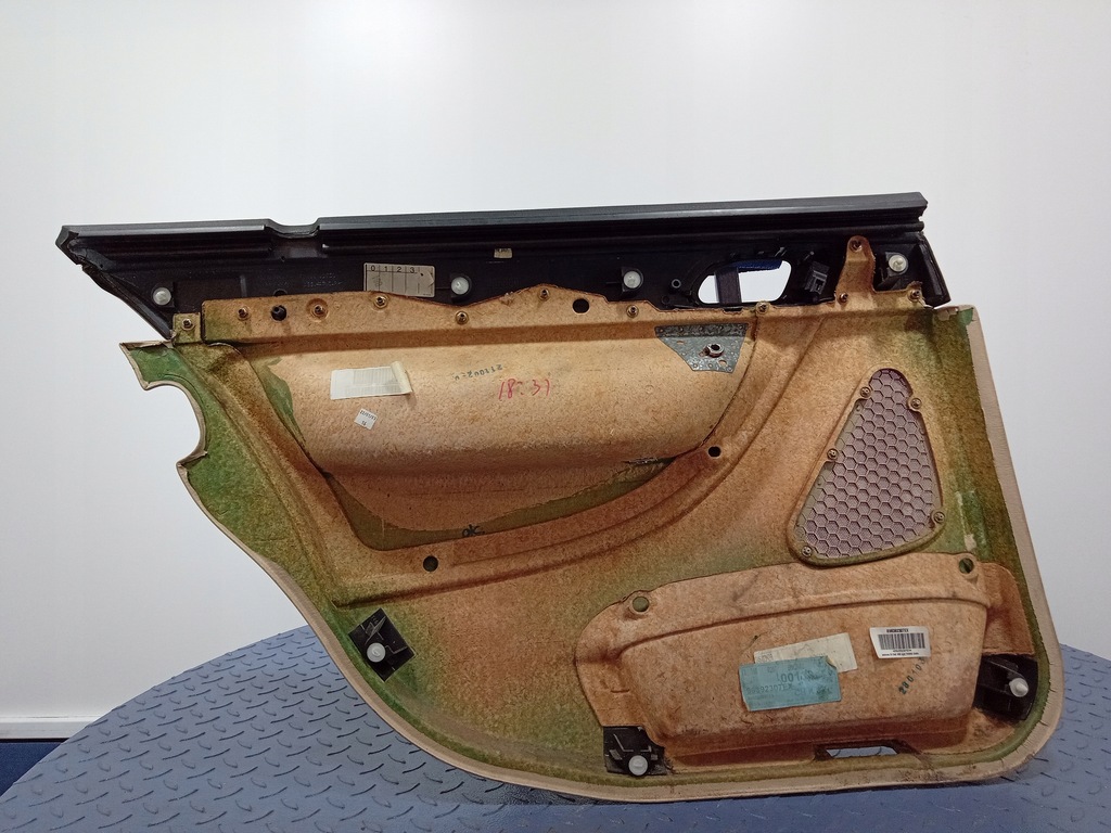 фото №9, Peugeot 607 обивка дверь задняя правая кожа