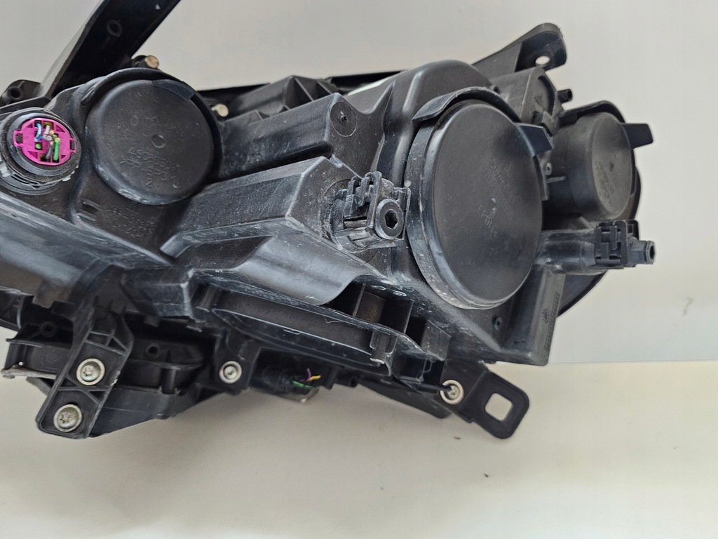 фото №13, Лампа правая передняя lancia delta led 00518763440