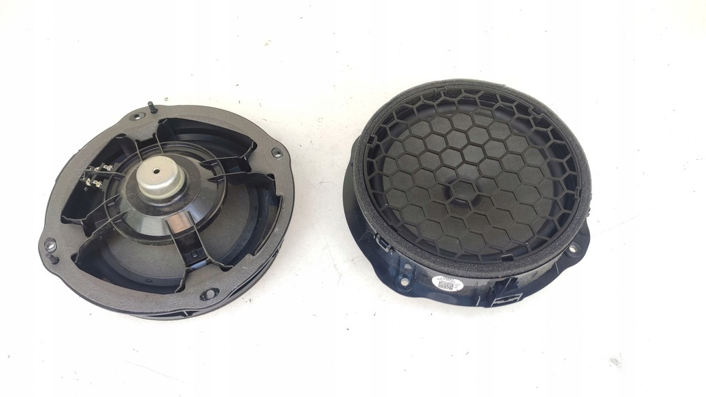 фото №1, Audi a3 8v динамік двері перед 8v0035415