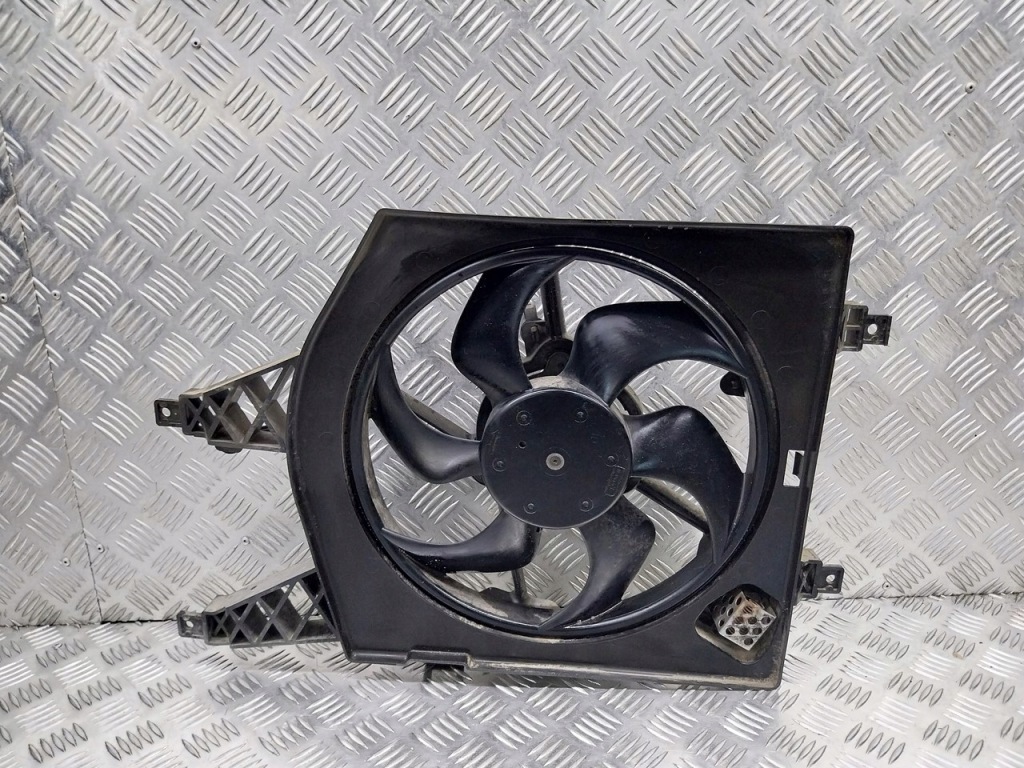 фото №1, Вентилятор радиатора renault twingo ii 1.2 8200369312