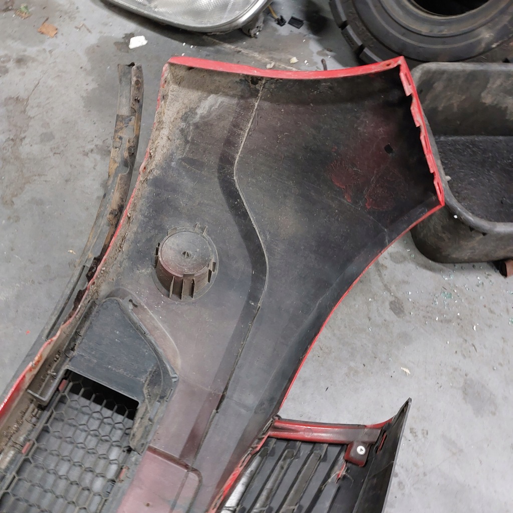 фото №13, Dacia sandero i 1 бампер передний решётка радиатора решётка радиатора