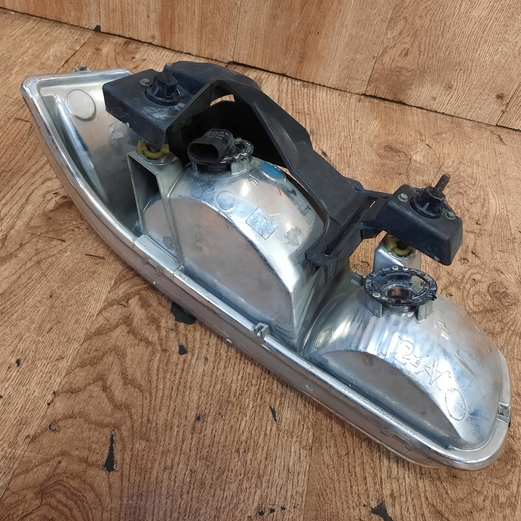 фото №8, Chevrolet suburban лампа ліва перед 16524535