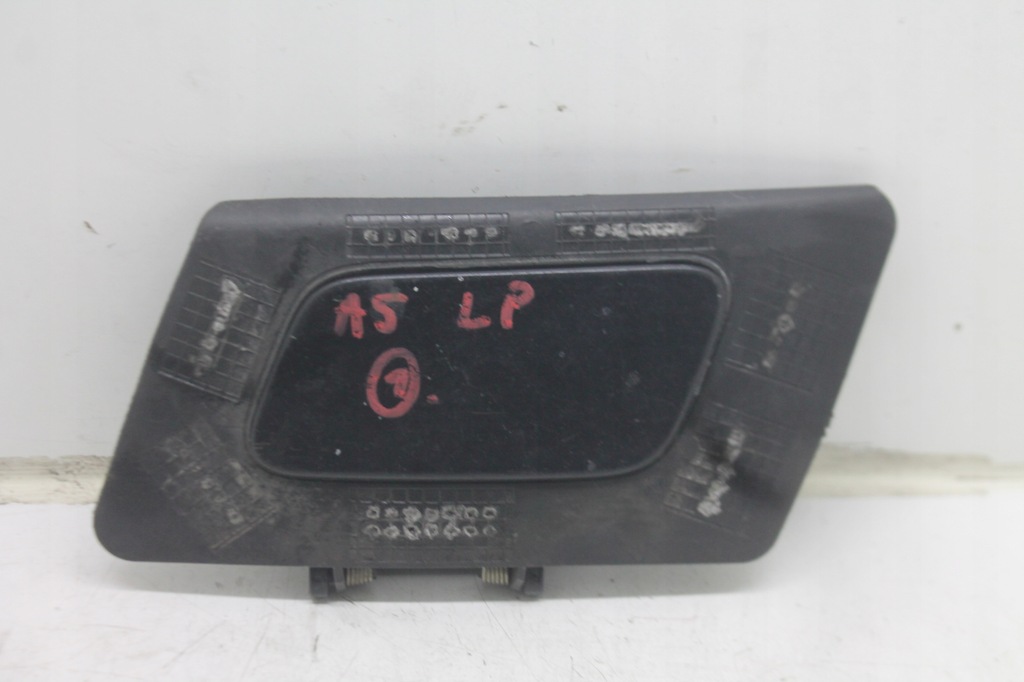 фото №1, Заглушка защита распылителя левый перед 8t0807787 audi