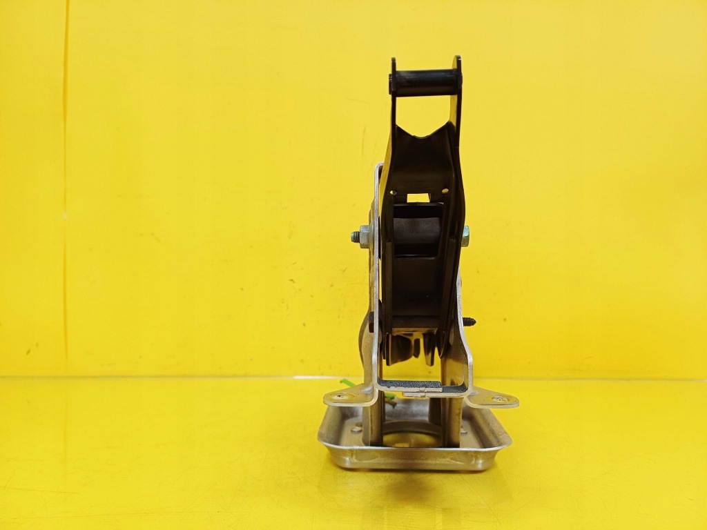 Педаль гальма vw golf v plus 2.0 fsi 1k1721057n nr7 Недорого