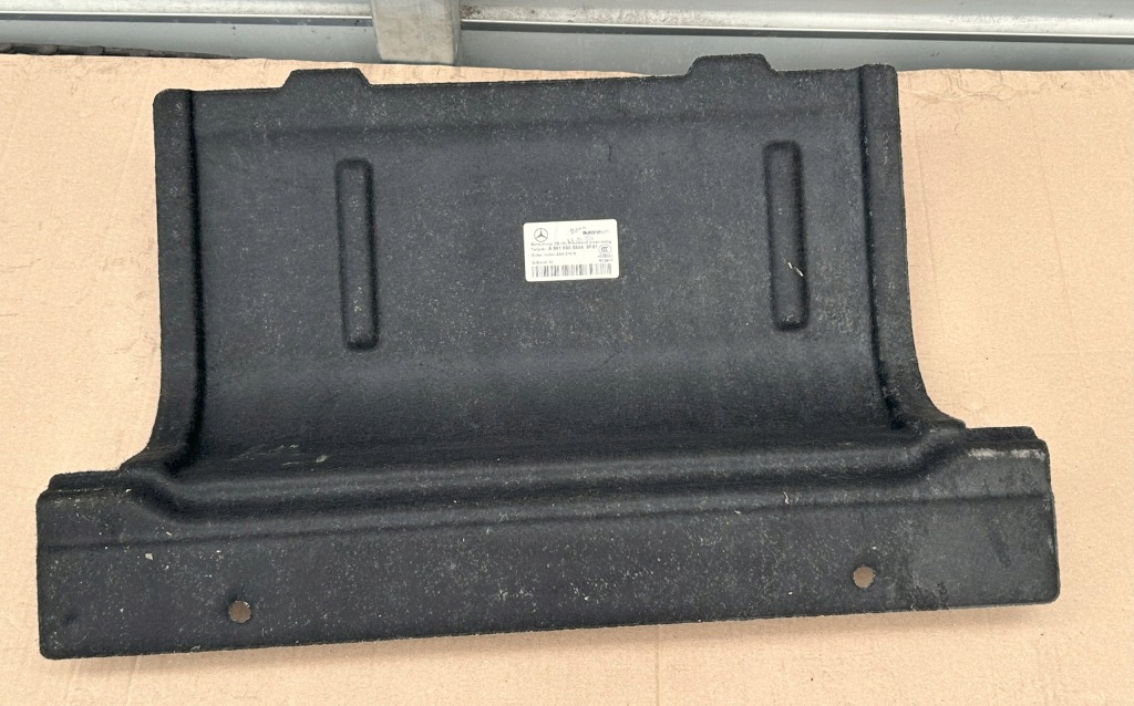 фото №1, Оббивка обшивка бардачка mercedes actros mp4 a9616905844 nowa