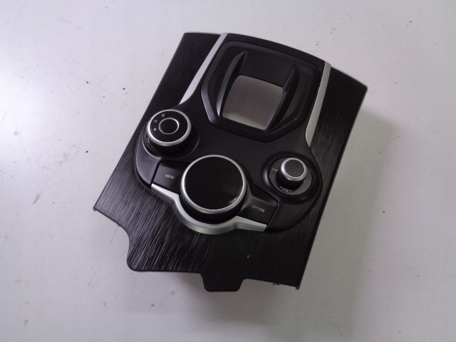 фото №1, Панель керування alfa romeo giulia 2016-