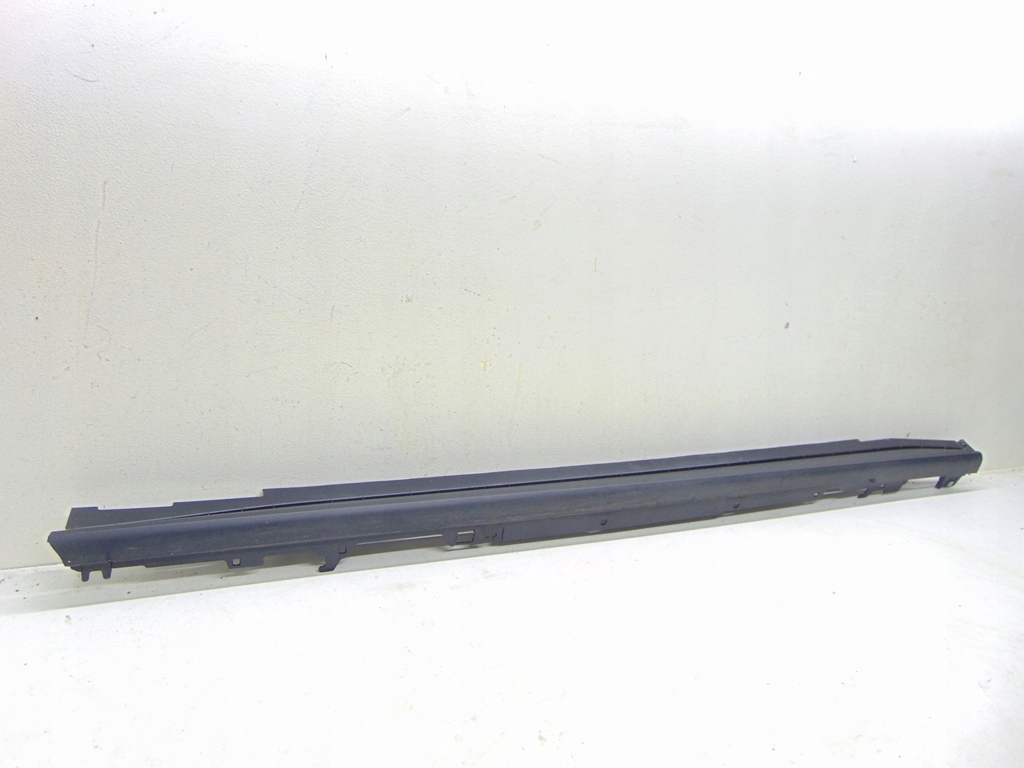 фото №1, Bmw 4 g26 молдинг порог левая порог левый 51778737080
