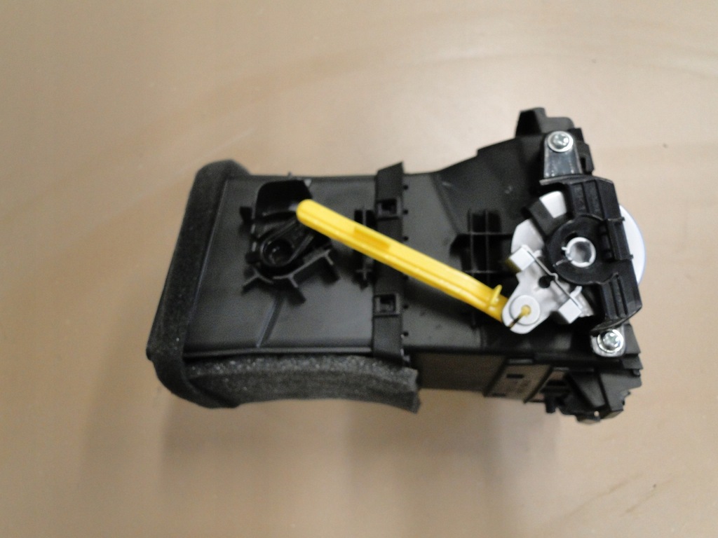 фото №4, Решётка обдув левая europa oryg kia ceed iii