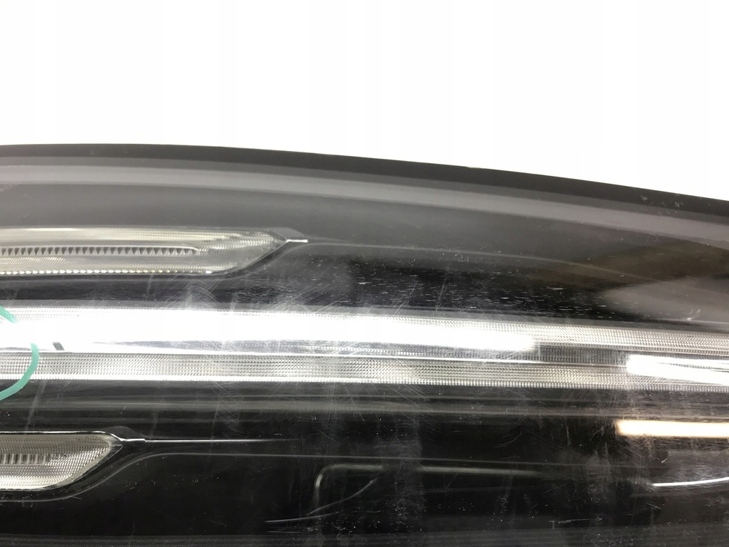 фото №11, Porsche cayenne лампа права задня 9y0945096b