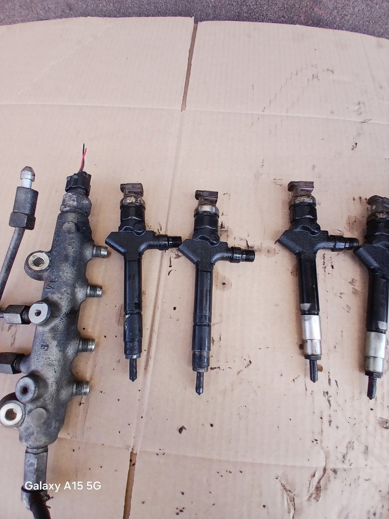 фото №6, Форсунки комплект 4 штуки + насос mazda 6 gg 02-08 2.0 di