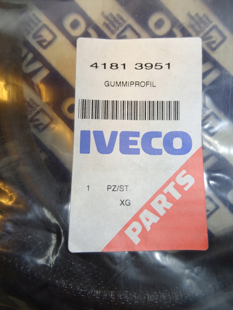 фото №7, Прокладка резиновый дверь окон 41813951 iveco trakker
