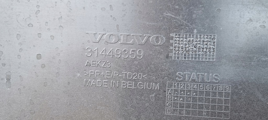 фото №14, Volvo xc40 2017- бампер перед оригинал b175