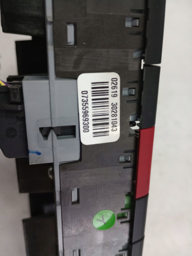 фото №11, Fiat panda iii 2019 рамка спидометра панель света аварийных europa