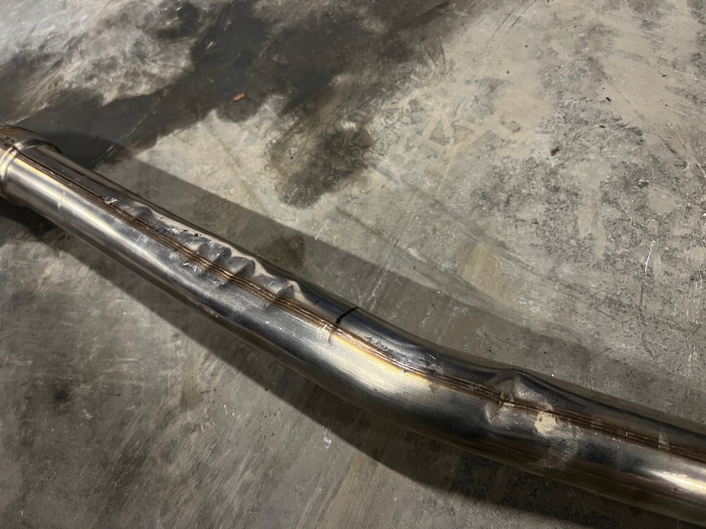 Труба вихлопна вихлоп середній renault espace vi 1.2 e-tech Київ