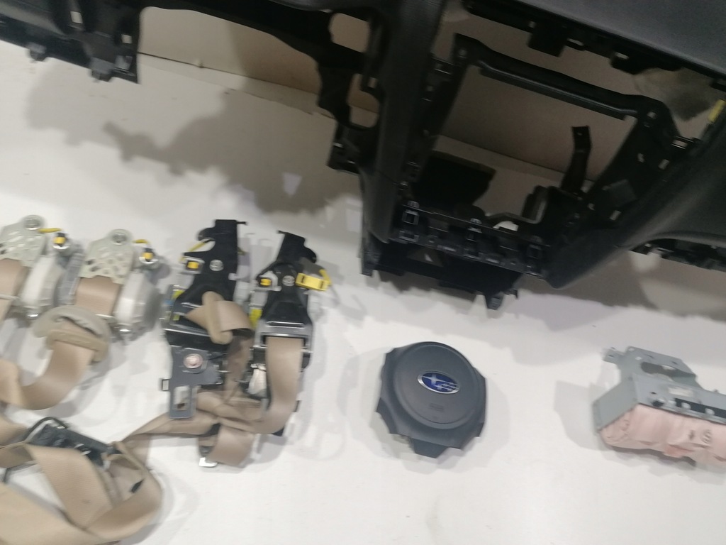 фото №5, Subaru outback v приборная панель консоль подушка безопасности ремни