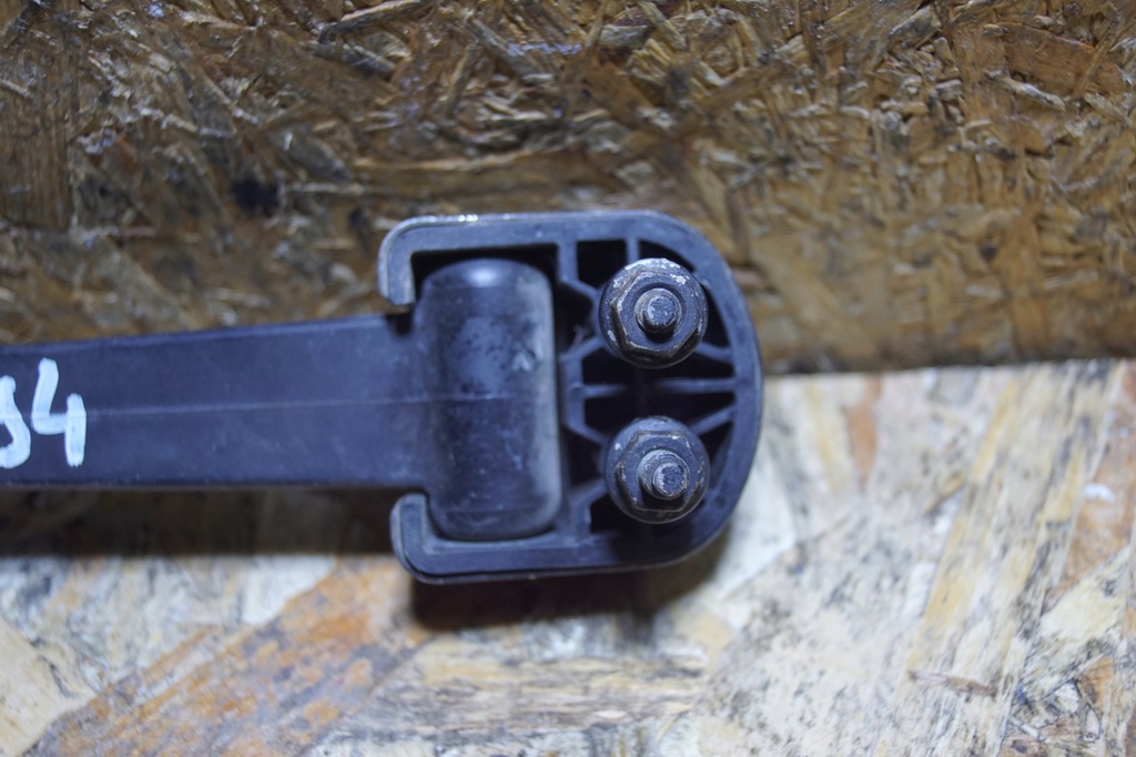 фото №8, Пряжка защёлка резиновый элемент капот hummer h2