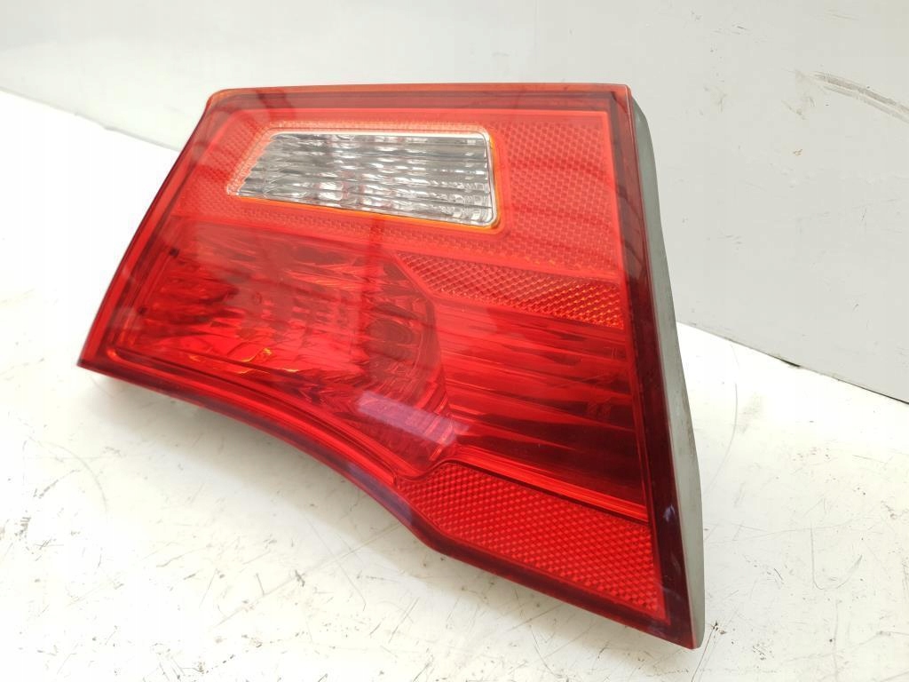 фото №3, Лампа левая задняя крышка багажника kia magentis ii